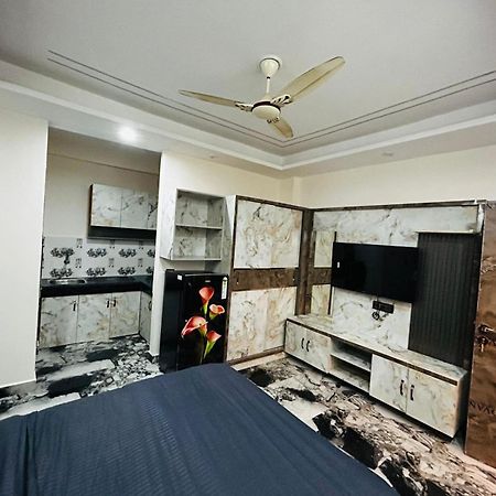 Vibe Communal Living Gurgaon Exterior photo