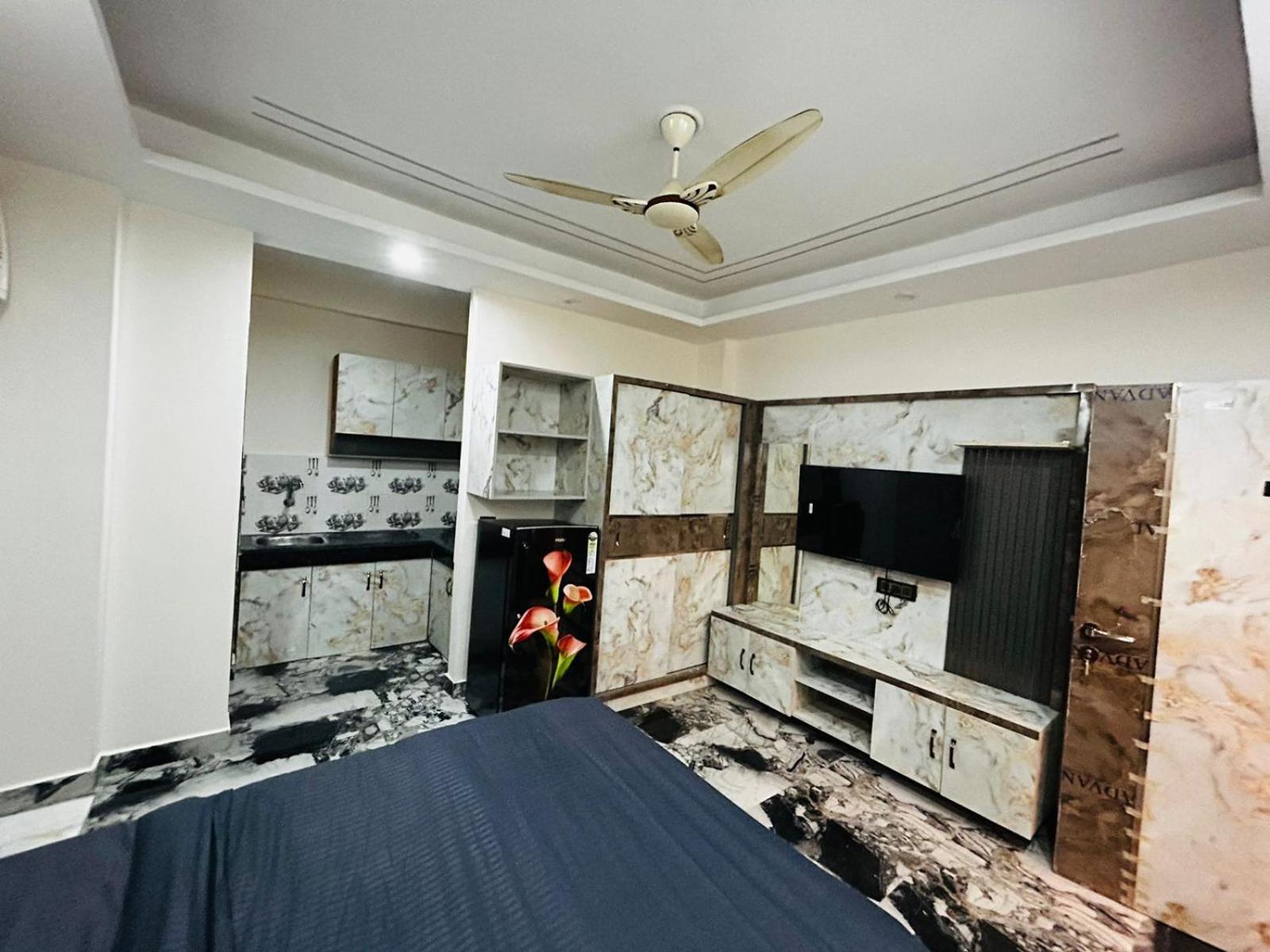 Vibe Communal Living Gurgaon Exterior photo
